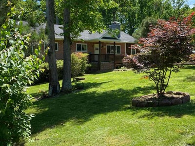 Lawn care service in Fairfax, 22031