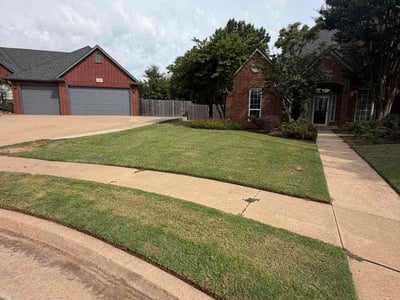 Lawn care service in Edmond, 73013