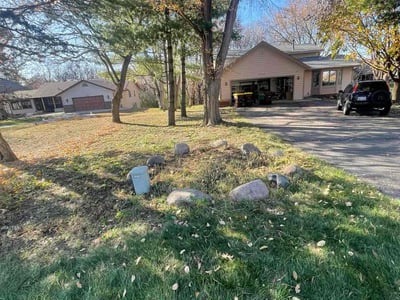 Lawn care service in Savage, 55378
