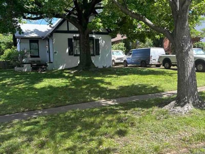 Lawn care service in Kirkwood, 63122