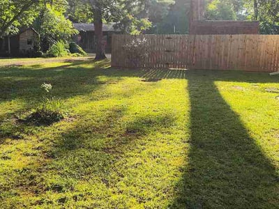 Lawn care service in Chickamauga, 30707