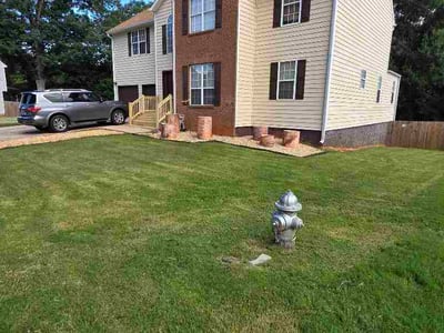 Lawn care service in Stone Mountain, 30083