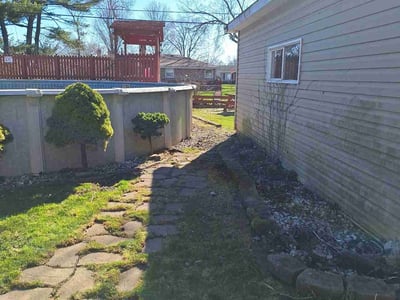 Lawn care service in Oak Lawn, 60453