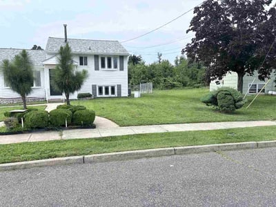 Lawn care service in Wenonah, 08090