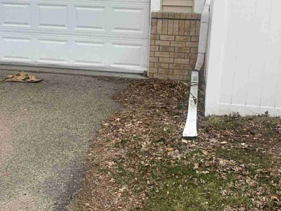 Lawn care service in Minneapolis, 55444