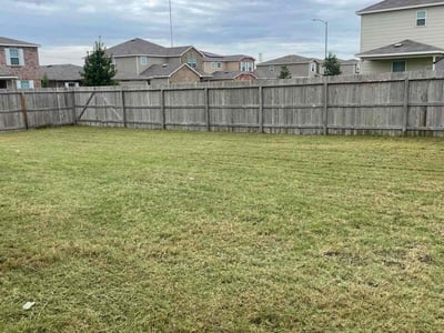 Lawn care service in San Antonio, 78254