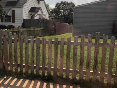Lawn care service in Dundalk, 21222