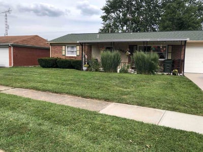 Lawn care service in Englewood, 45322