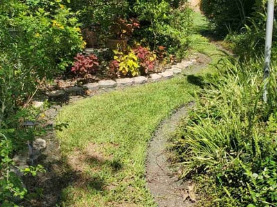 Lawn care service in Jacksonville, 32258