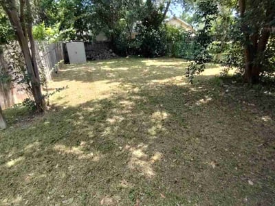 Lawn care service in Austin, 78757