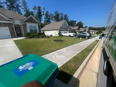 Lawn care service in Fairburn, 30213