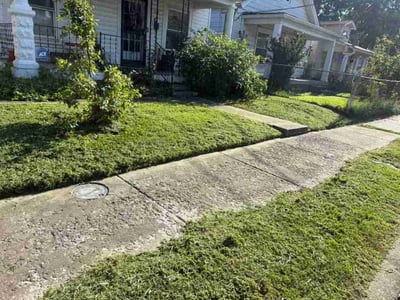 Lawn care service in Louisville, 40215
