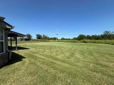 Lawn care service in Collinsville, 74021
