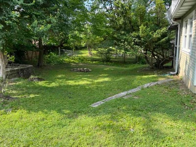 Lawn care service in Bloomington, 47401