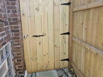 Lawn care service in Chicago, 60621