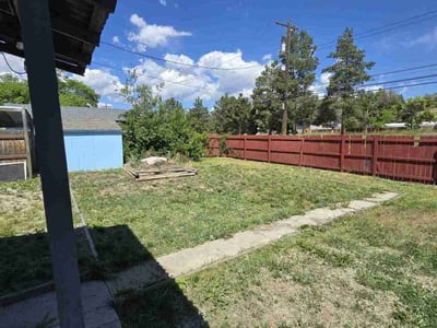 Lawn care service in Colorado Springs, 80909