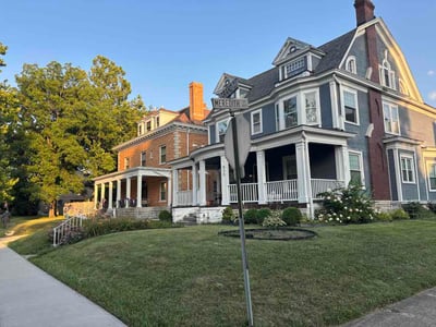 Lawn care service in Dayton, 45402