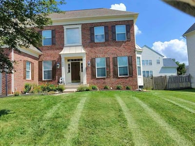 Lawn care service in Berryville, 22611