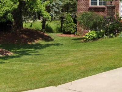 Lawn care service in Caledonia, 49316
