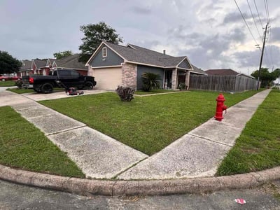 Lawn care service in Channelview, 77530