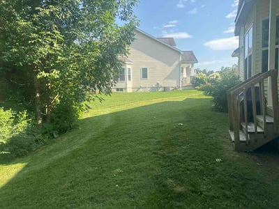 Lawn care service in Ballston Lake, 12019