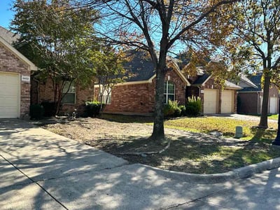 Lawn care service in , 