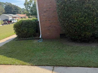 Lawn care service in Conyers, 30013