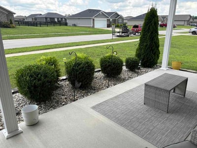 Lawn care service in Richmond, 40475