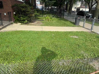 Lawn care service in Chicago, 60639