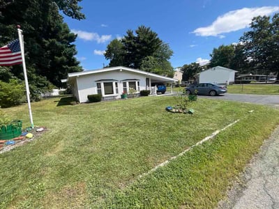 Lawn care service in Colonie, 12205