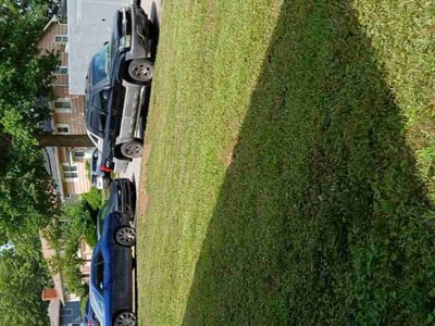 Lawn care service in Kansas City, 64138