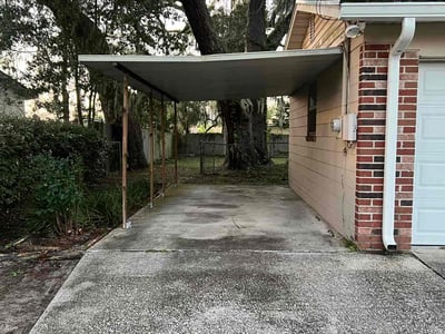 Lawn care service in , 