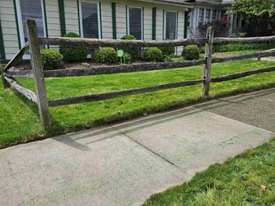 Lawn care service in Akron, 44302
