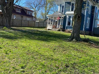 Lawn care service in Ash Grove, 65604