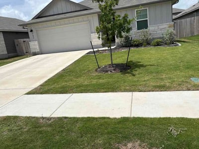 Lawn care service in Jarrell, 76537