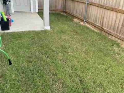 Lawn care service in Fort Worth, 76119