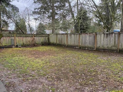 Lawn care service in Hillsboro, 97124