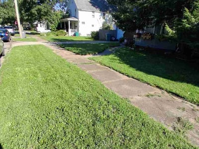 Lawn care service in Niles, 49120