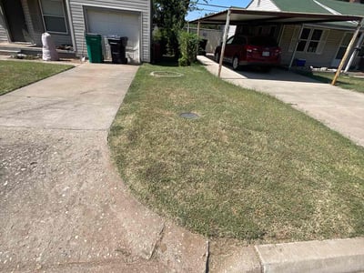 Lawn care service in Oklahoma City, 73107
