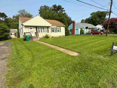 Lawn care service in Richmond, 23231