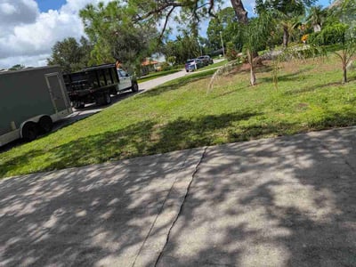 Lawn care service in Sarasota, 34235