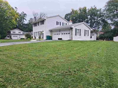 Lawn care service in Hershey, 17033