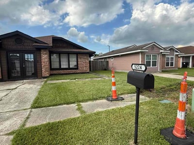 Lawn care service in New Orleans, 70131