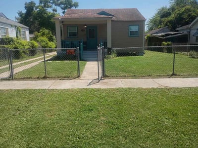 Lawn care service in New Orleans, 70114