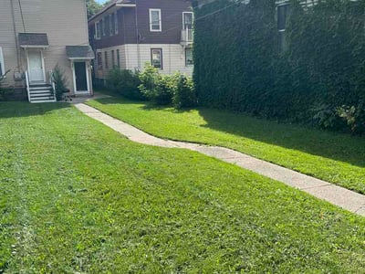 Lawn care service in Milwaukee, 53212