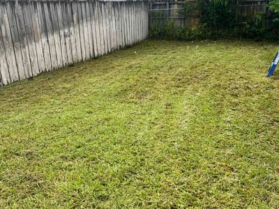 Lawn care service in Miramar, 33025