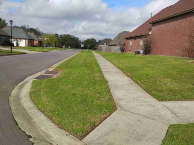 Lawn care service in Zachary, 70791