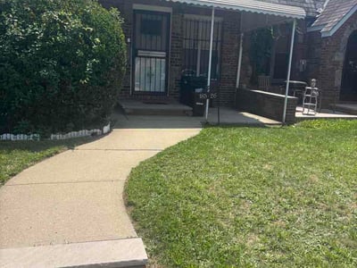 Lawn care service in Queens, 11412