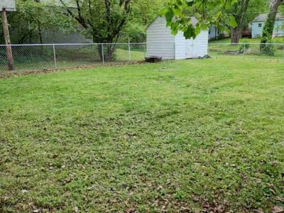 Lawn care service in Fairview Heights, 62208