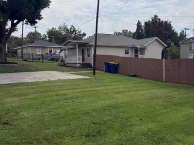 Lawn care service in Belmont, 28012